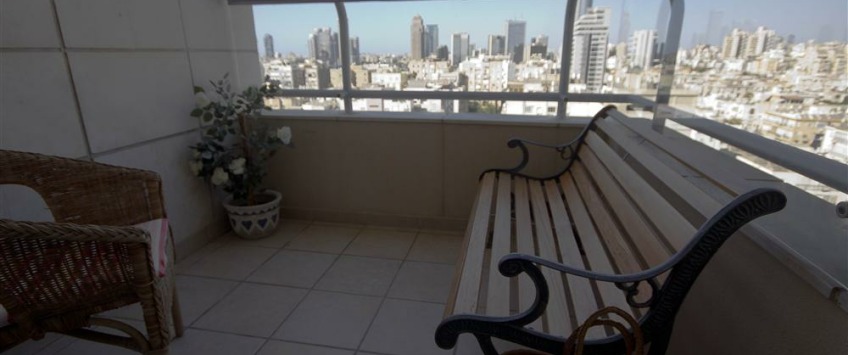 Apartment Nahalat Yitshak Tel Aviv - Apt 24720